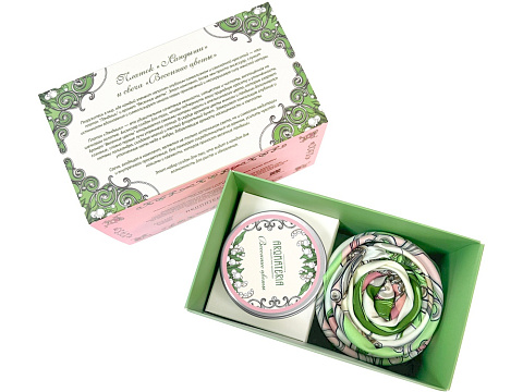 Набор: платок Ландыши и свеча Весенние цветы