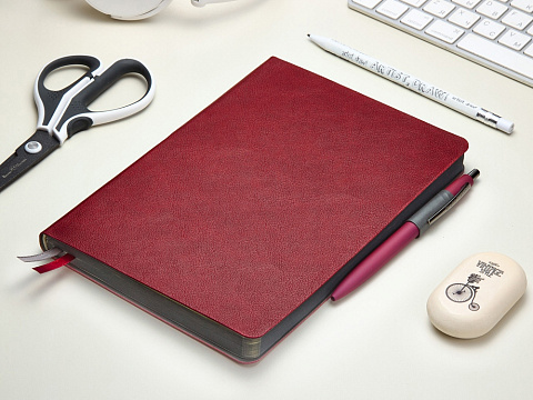 Ежедневник А5 датированный Boston 2027, бордовый с серым обрезом - рис 12.