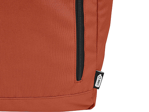 Рюкзак Байрон 15,6 объемом 18 л со скручиваемым верхом, изготовленный из переработанного ПЭТ по стандарту GRS, кирпичный - рис 5.